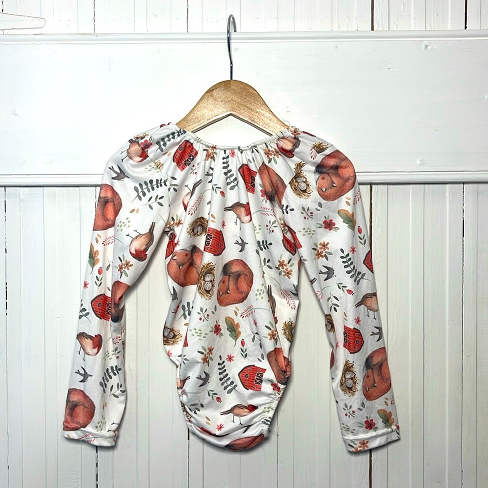 BAILEY’S BLOSSOMS EUC Super Soft Stretchy Adorable Farm Spring Fox Print Blouse